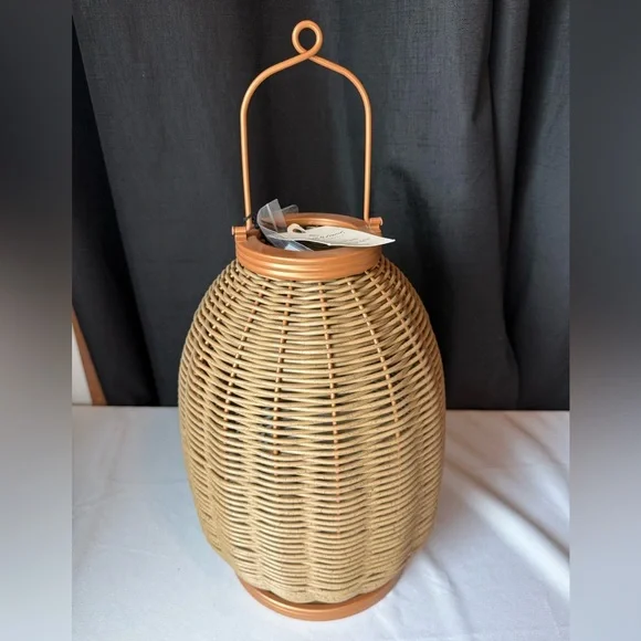Hearth & Hand Woven  Lantern - Tan 14 inch x 9 1/2 inch (No Solar) NWT - Picture 2 of 7